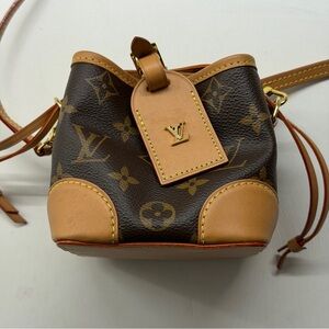Louis Vuitton Monogram Nano Noe Bucket Bag LIKE NEW
